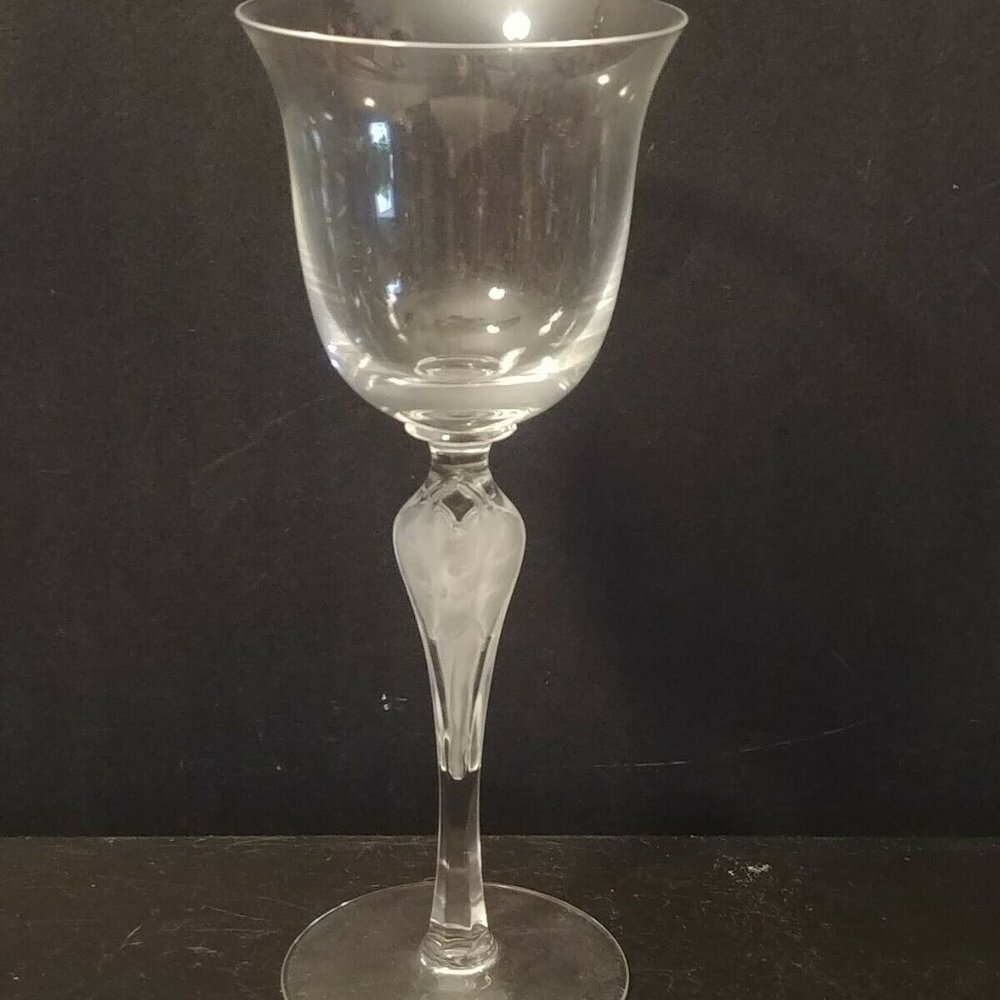 Faberge 'Anna Pavlova' Crystal Wine Glass(s) Igor Carl Stemware Frosted Fairy